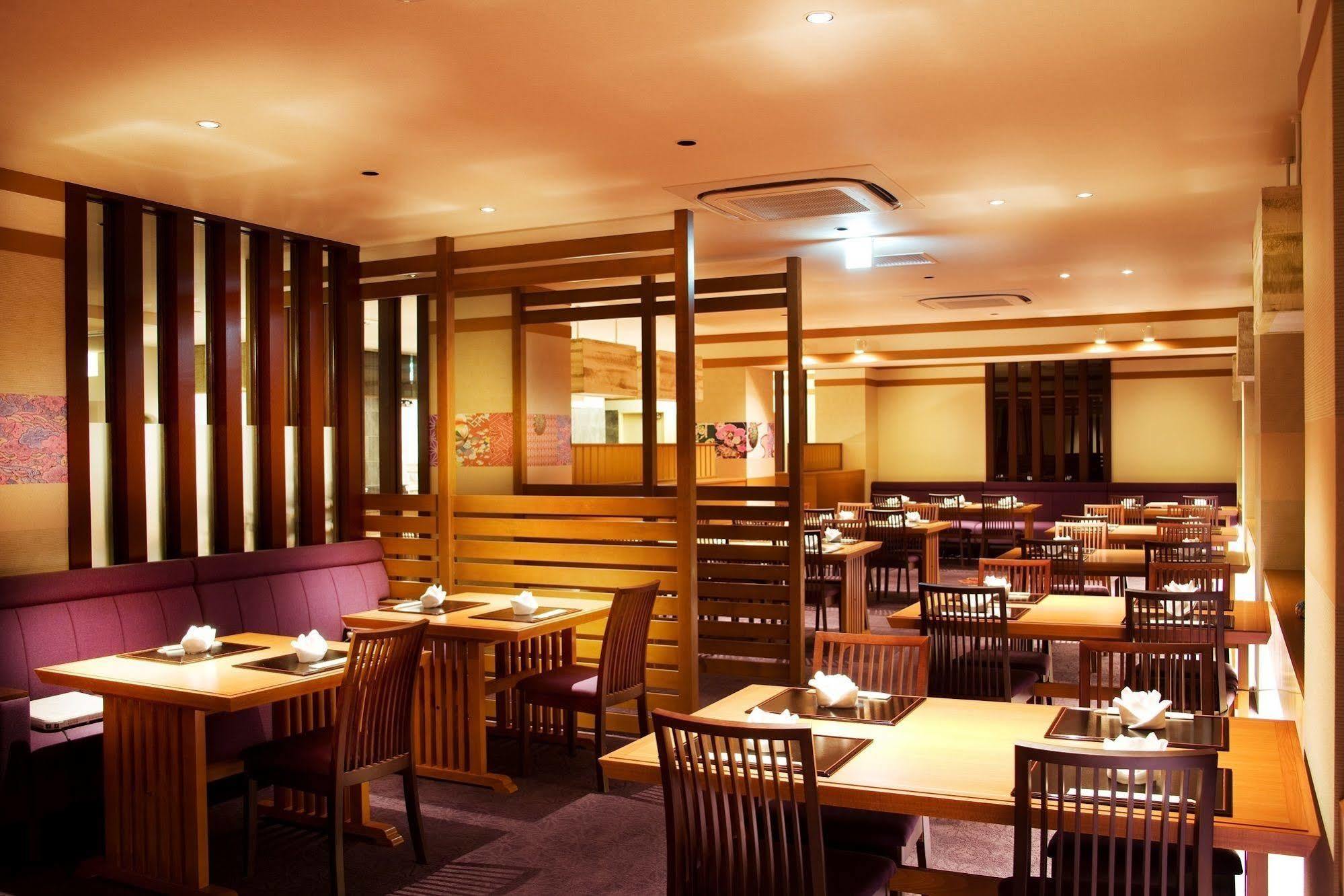 Yamanaka Onsen Kagari Kisshotei Экстерьер фото